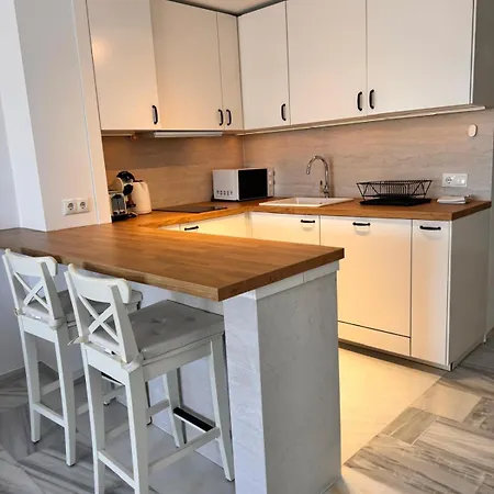 Apartman Tropical - La Caleta *