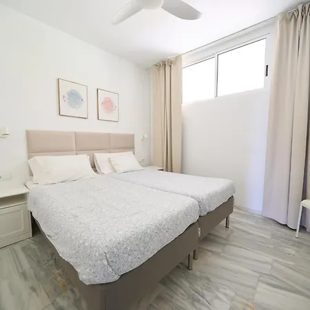 Apartman Tropical - La Caleta *